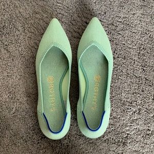 Rothy’s - The Point in Mint - Size 8